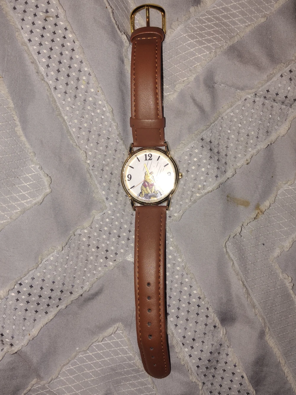 Disney Winnie The Pooh Gold Tone Cardiff Alloy Watch